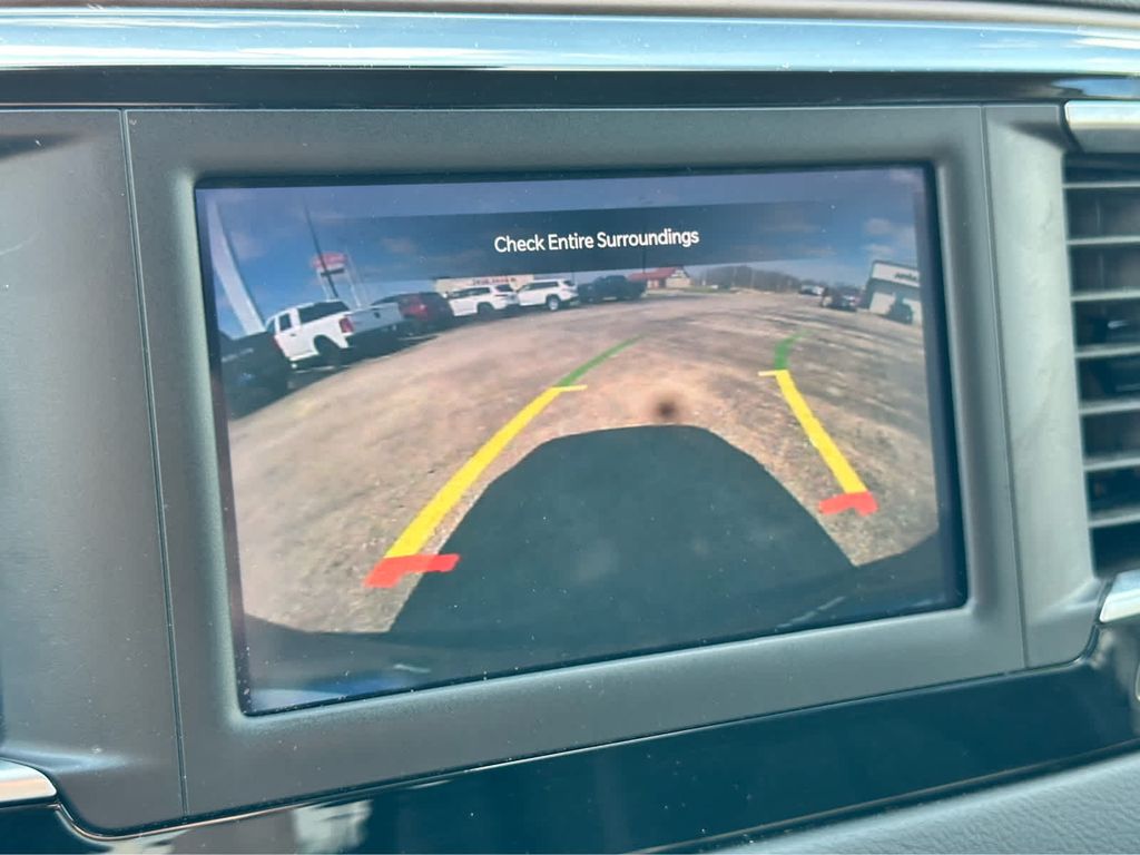 2023 Chrysler Voyager LX photo 30