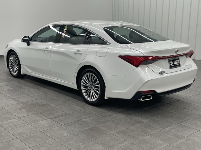 2021 Toyota Avalon Limited photo 3