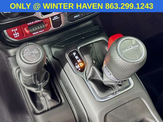 2025 Jeep Gladiator Mojave photo 13