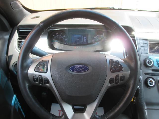 2014 Ford Taurus SEL photo 11