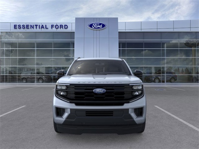 2025 Ford Expedition photo 4