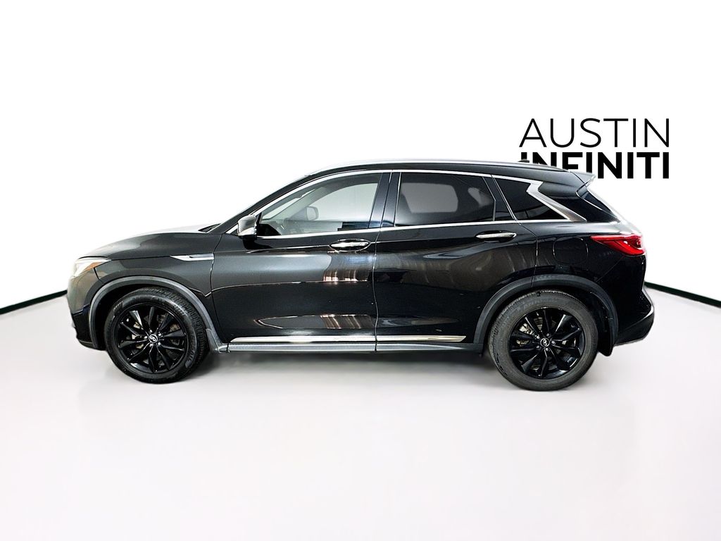 2019 Infiniti QX50 Essential photo 2