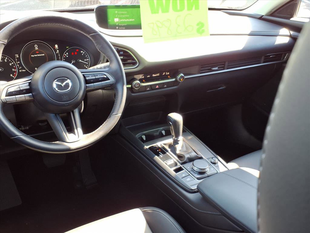 2022 Mazda CX-30 2.5 Select photo 4