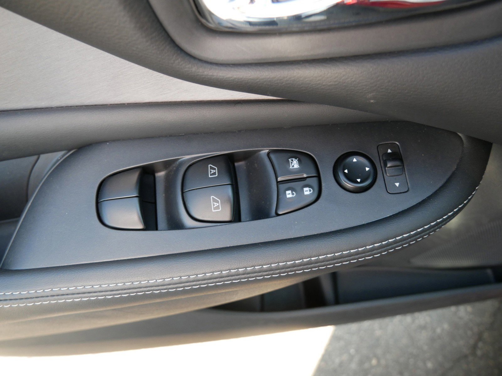 2024 Nissan Murano SV photo 15