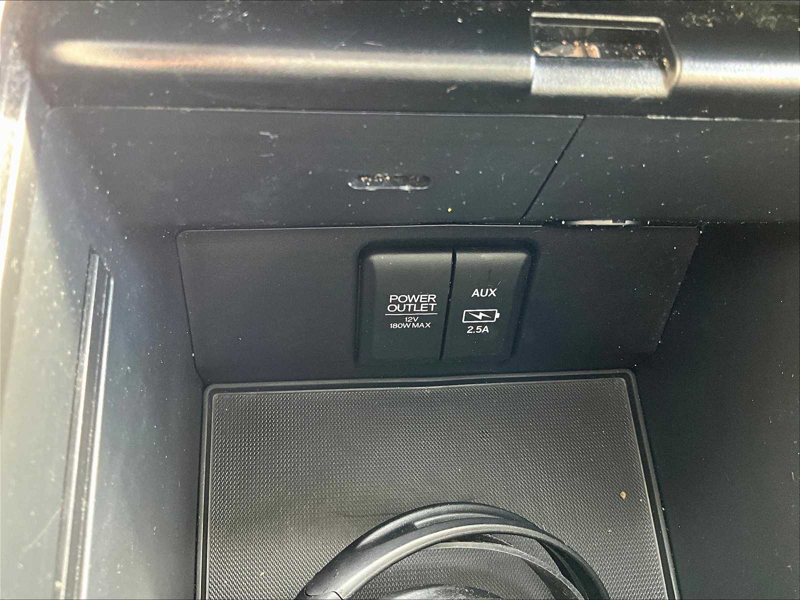 2020 Honda Pilot Elite photo 26