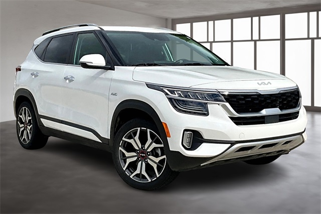 2022 Kia Seltos SX photo 12