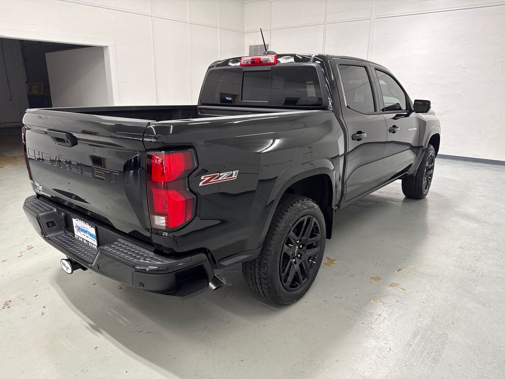 2025 Chevrolet Colorado Z71 photo 7