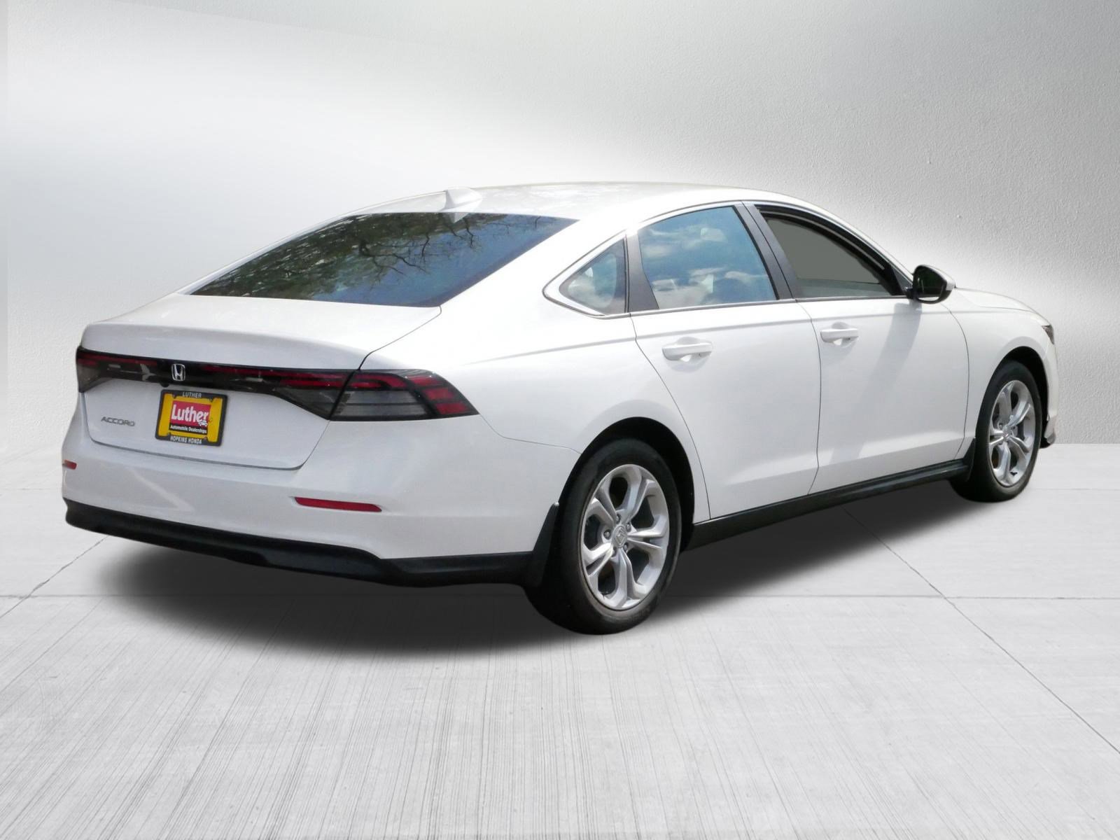 2023 Honda Accord 1.5T LX photo 7