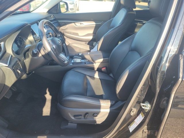 2024 Infiniti QX50 Luxe photo 15