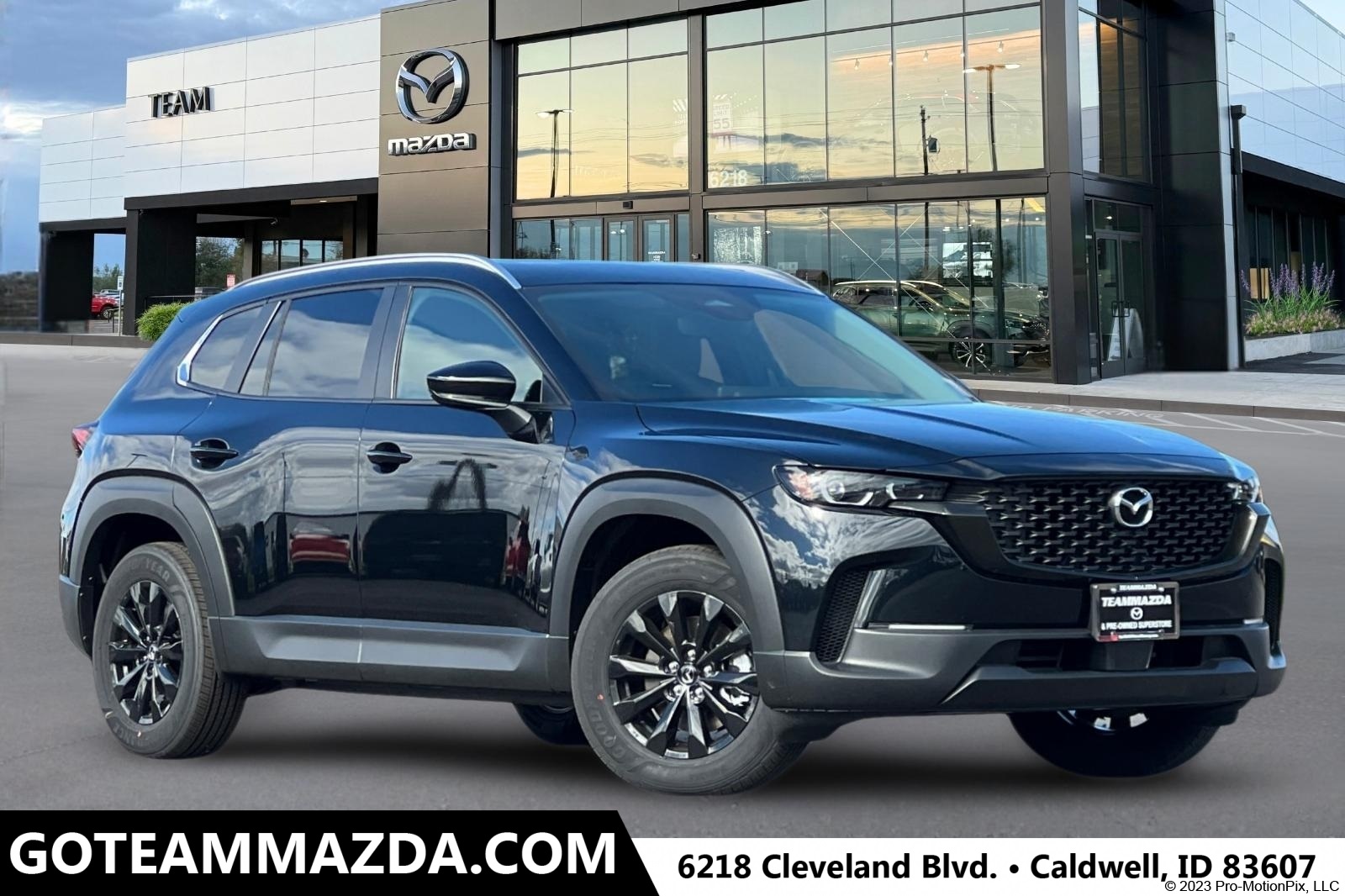 2025 Mazda CX-50 Premium's photo
