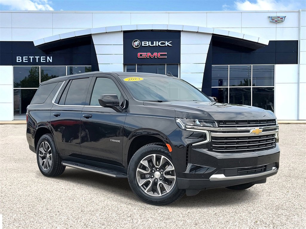 2023 Chevrolet Tahoe LT photo 2