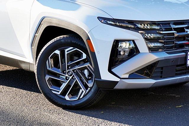 2025 Hyundai Tucson Hybrid Limited photo 4