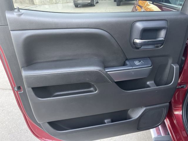 2018 Chevrolet Silverado 1500 LT photo 4