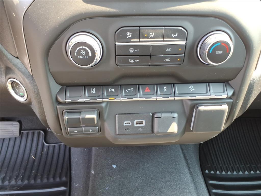 2026 Chevrolet Silverado 2500HD Custom photo 21