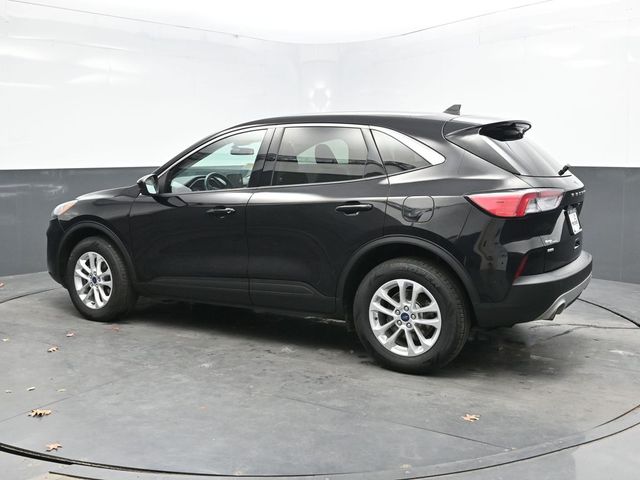 2021 Ford Escape SE photo 4