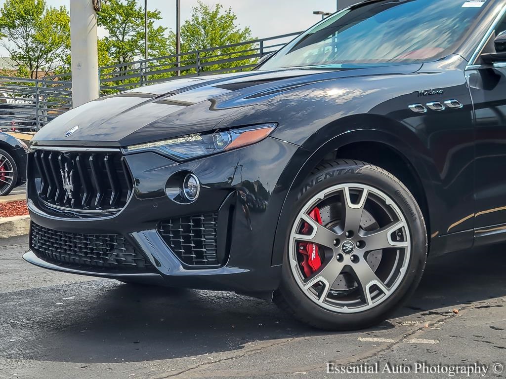 2022 Maserati Levante Modena photo 2