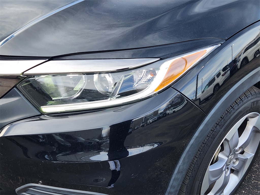 2022 Honda HR-V LX photo 3