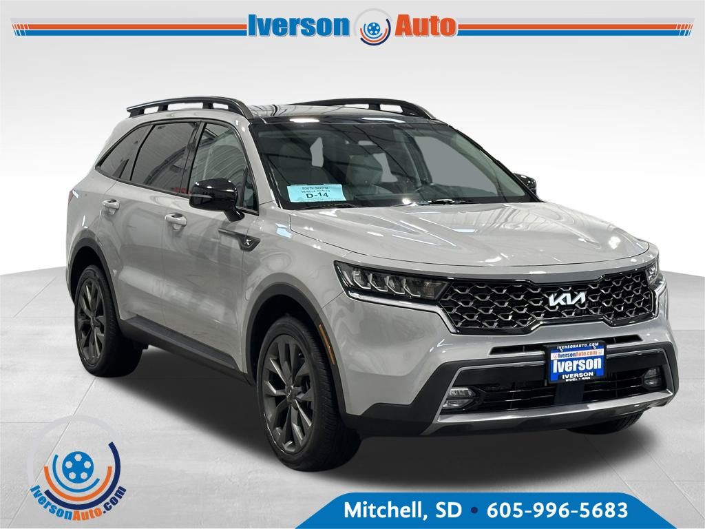 2022 Kia Sorento X-Line EX's photo