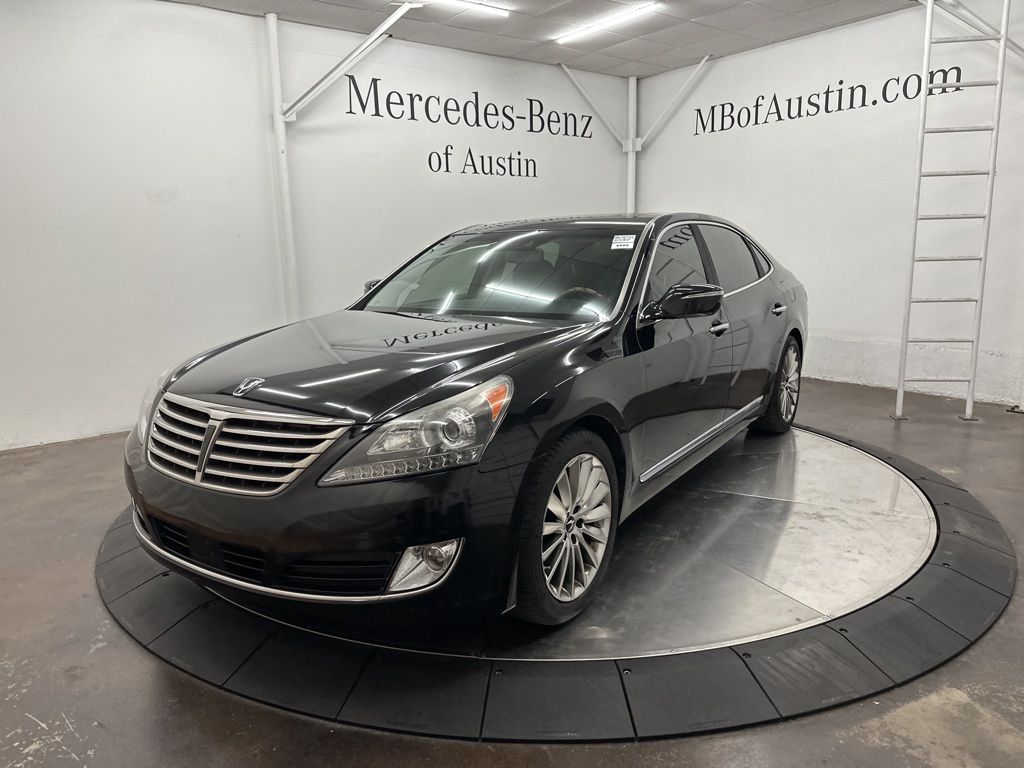 2014 Hyundai Equus Signature photo 2