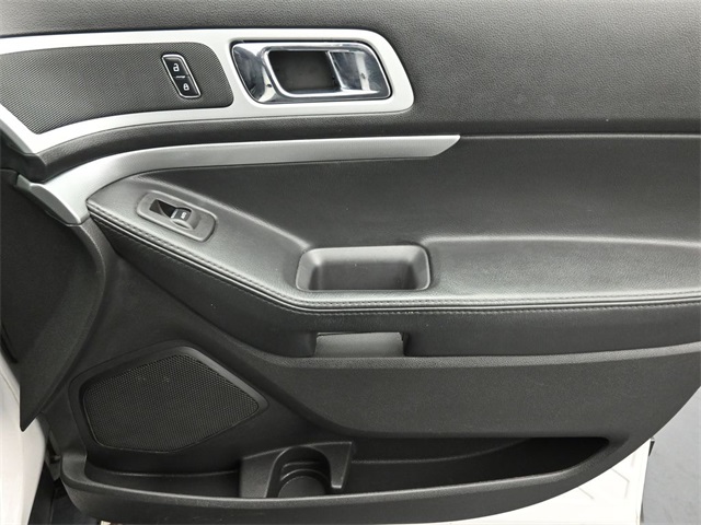 2015 FORD EXPLORER - Image 30