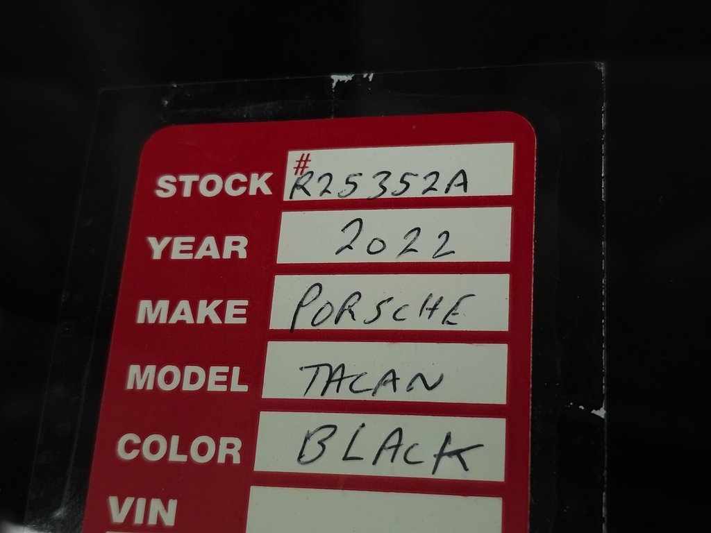 2022 PORSCHE MACAN - Image 34