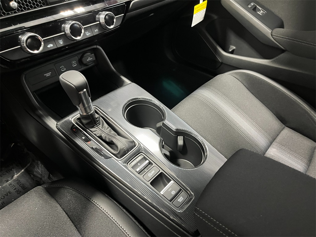 2026 Honda Civic Sport photo 21