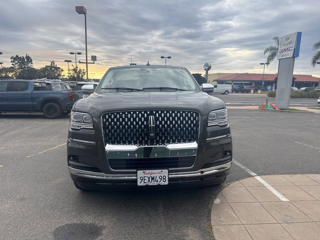 2023 Lincoln Navigator Black Label photo 4