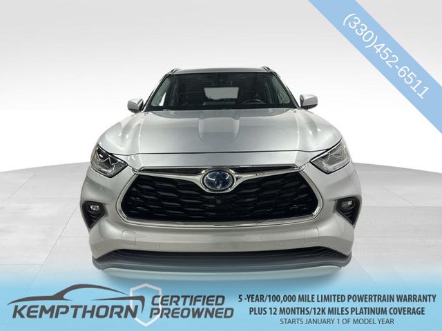 2021 Toyota Highlander Platinum's photo