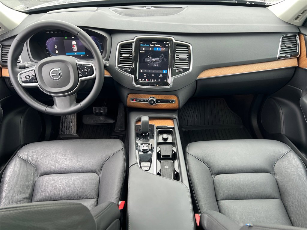 2023 VOLVO XC90 - Image 26