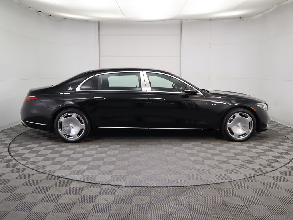 2025 Mercedes Benz S Maybach 680 photo 4