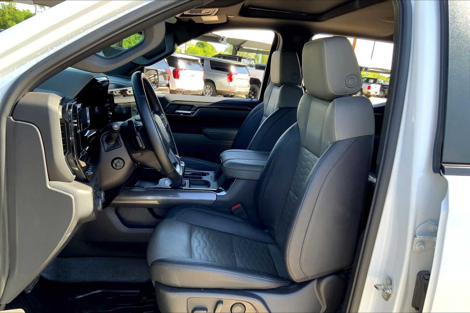 2024 Chevrolet Silverado 1500 ZR2 photo 6