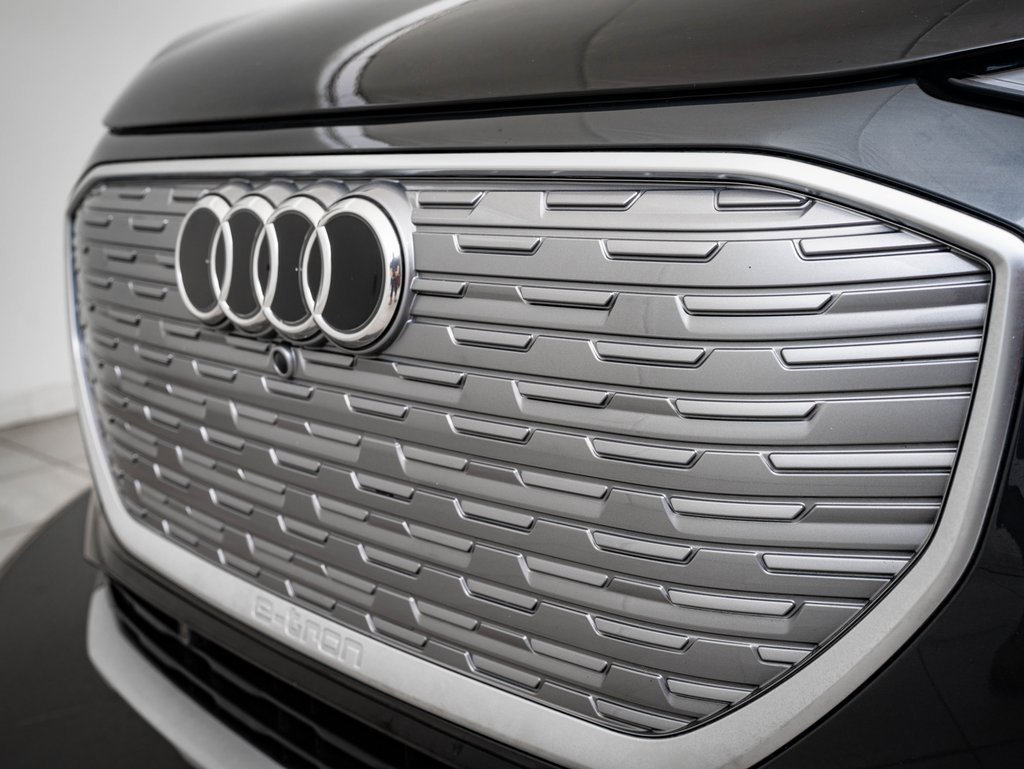 2022 Audi Q4 E-tron Premium photo 3