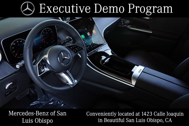 2025 Mercedes Benz GLC 300 photo 2