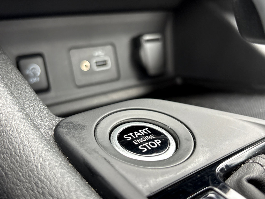 2025 Nissan Sentra S photo 6
