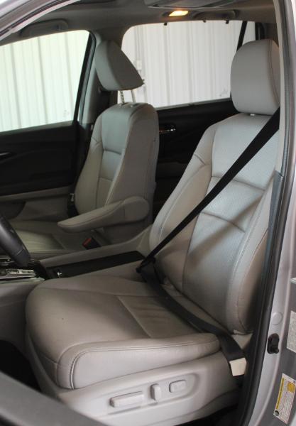 2022 Honda Pilot Elite photo 16