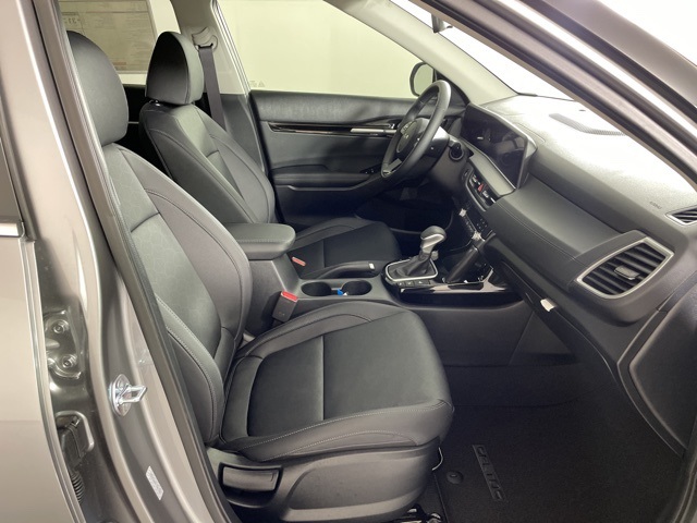 2026 Kia Seltos EX photo 6