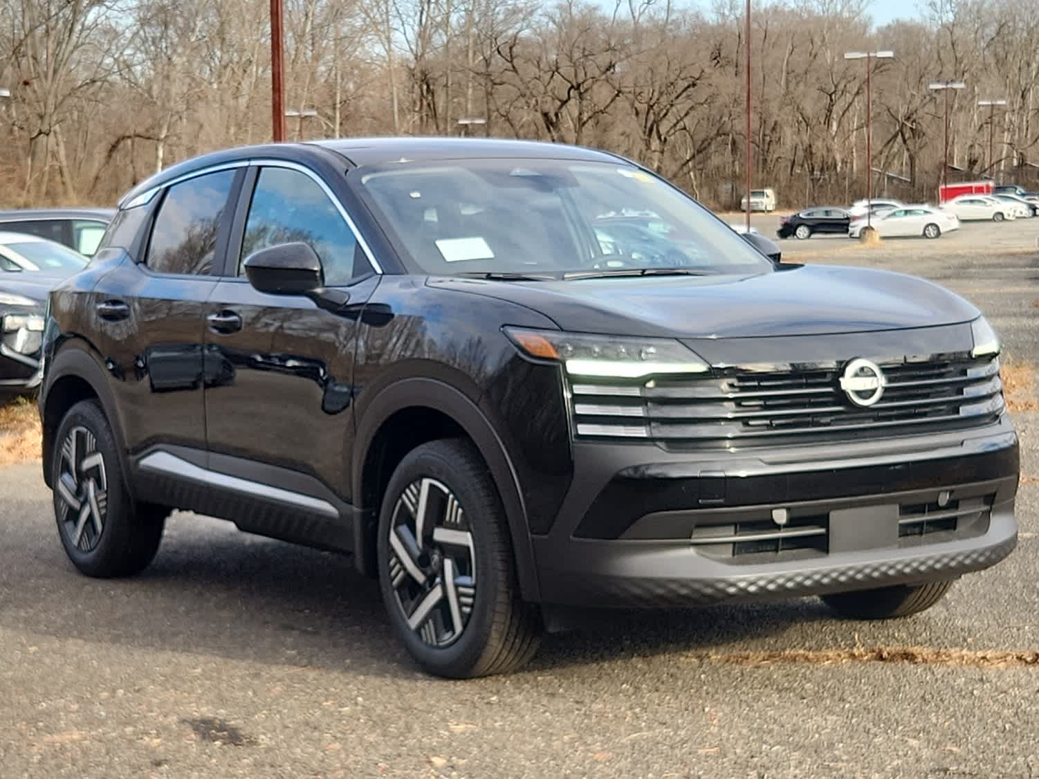 2025 Nissan Kicks SV photo 2