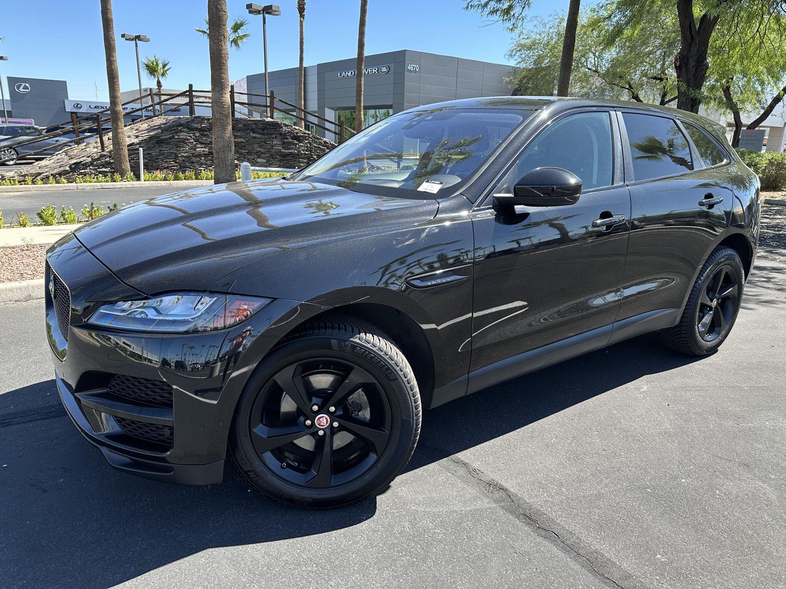 2018 Jaguar F-PACE Prestige photo 5