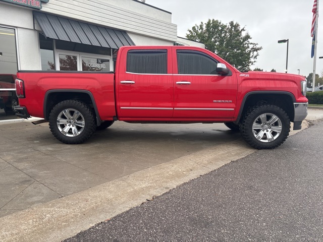 2017 Gmc Sierra 1500 SLT photo 3