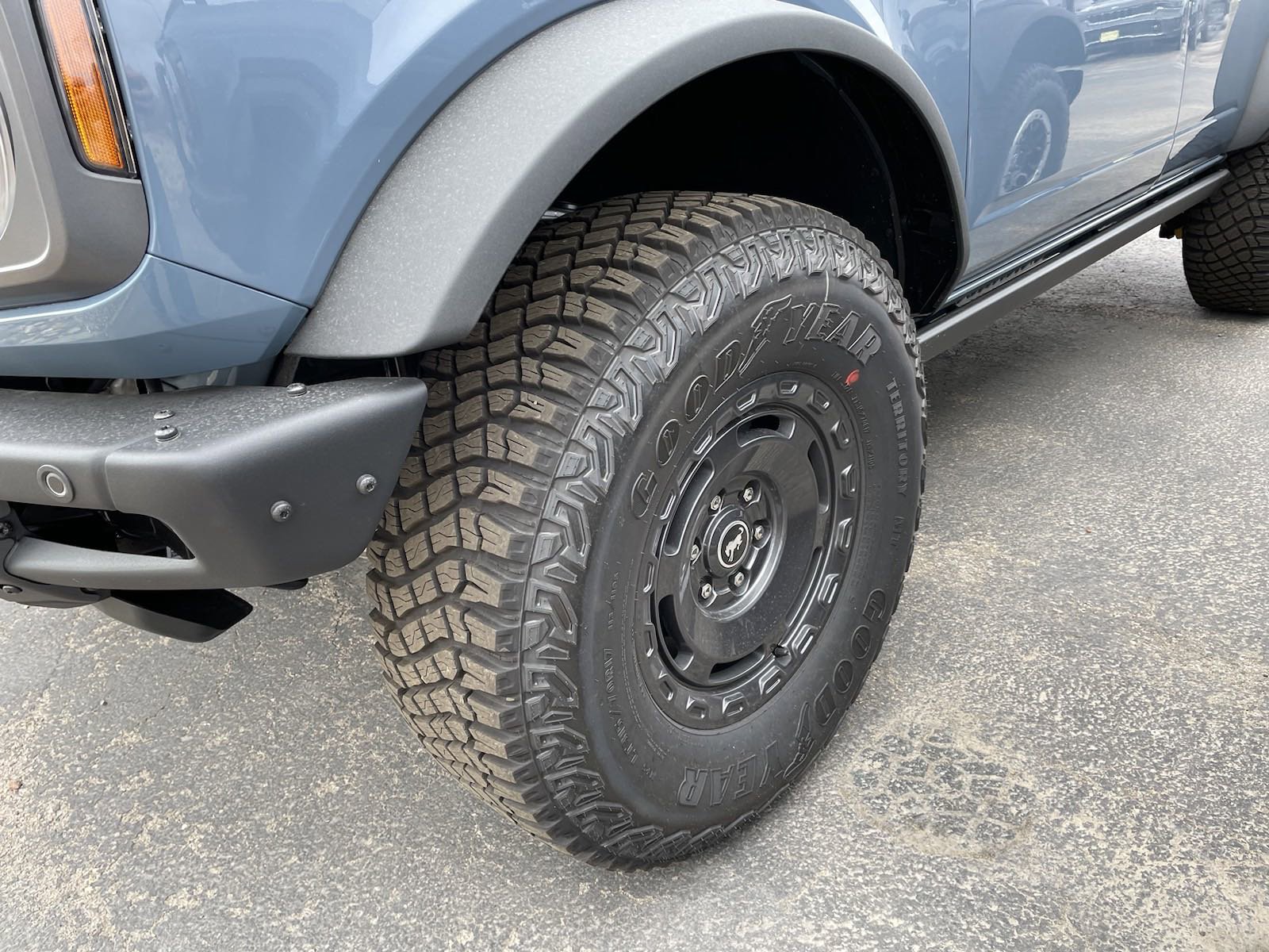 2024 Ford Bronco Badlands photo 3