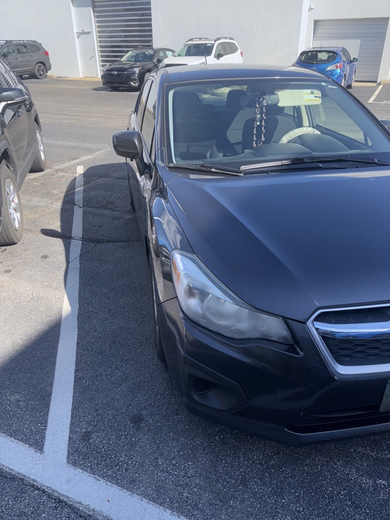 2014 Subaru Impreza 2.0i Premium photo 2