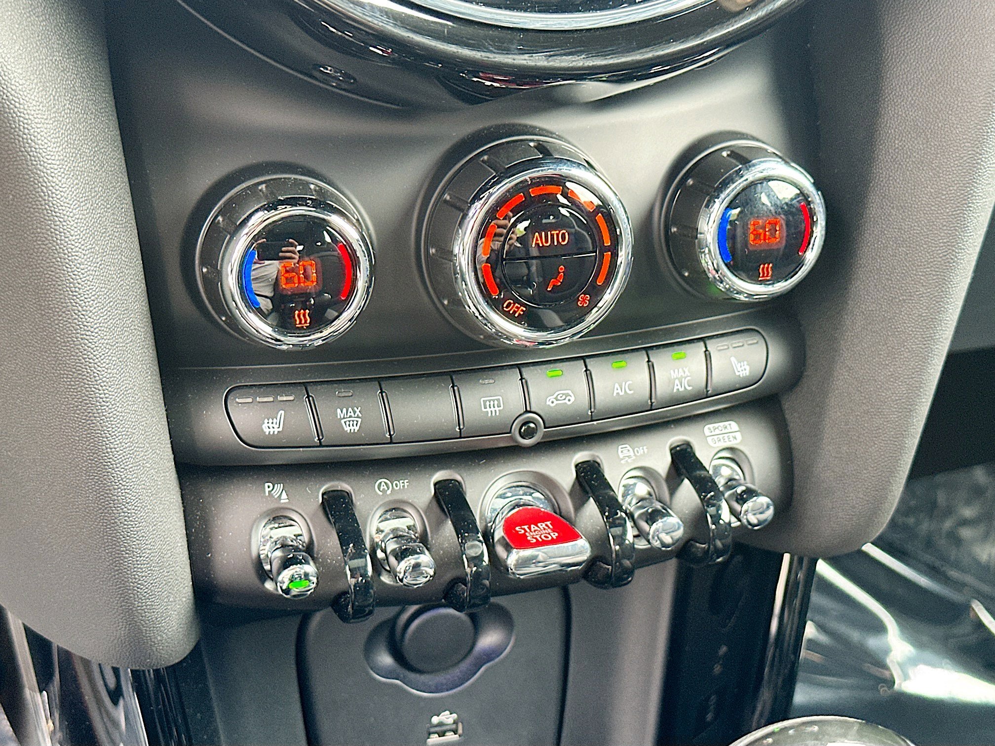 2024 Mini Cooper Hardtop John Cooper Works photo 16