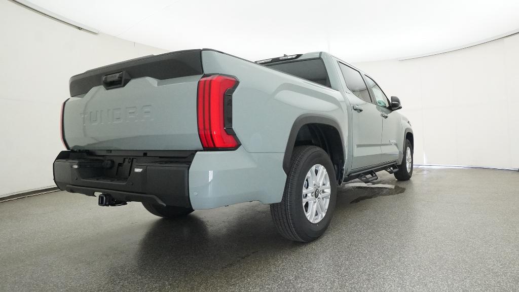 2025 Toyota Tundra SR5 photo 18
