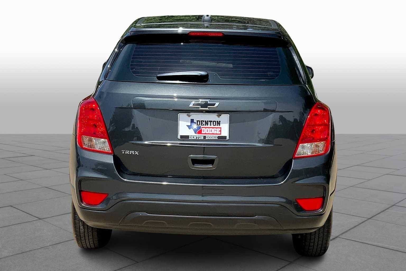2019 Chevrolet Trax LS photo 4