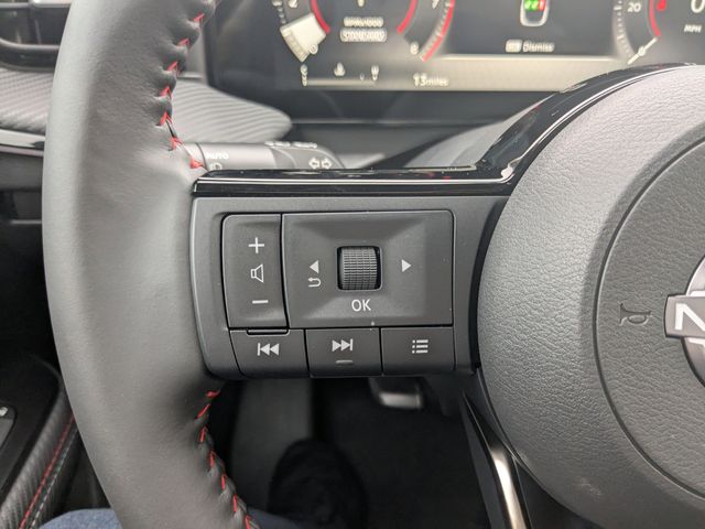 2025 Nissan Kicks SR photo 16