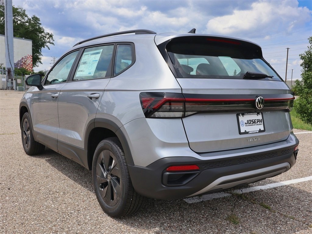 2025 Volkswagen Taos S photo 2