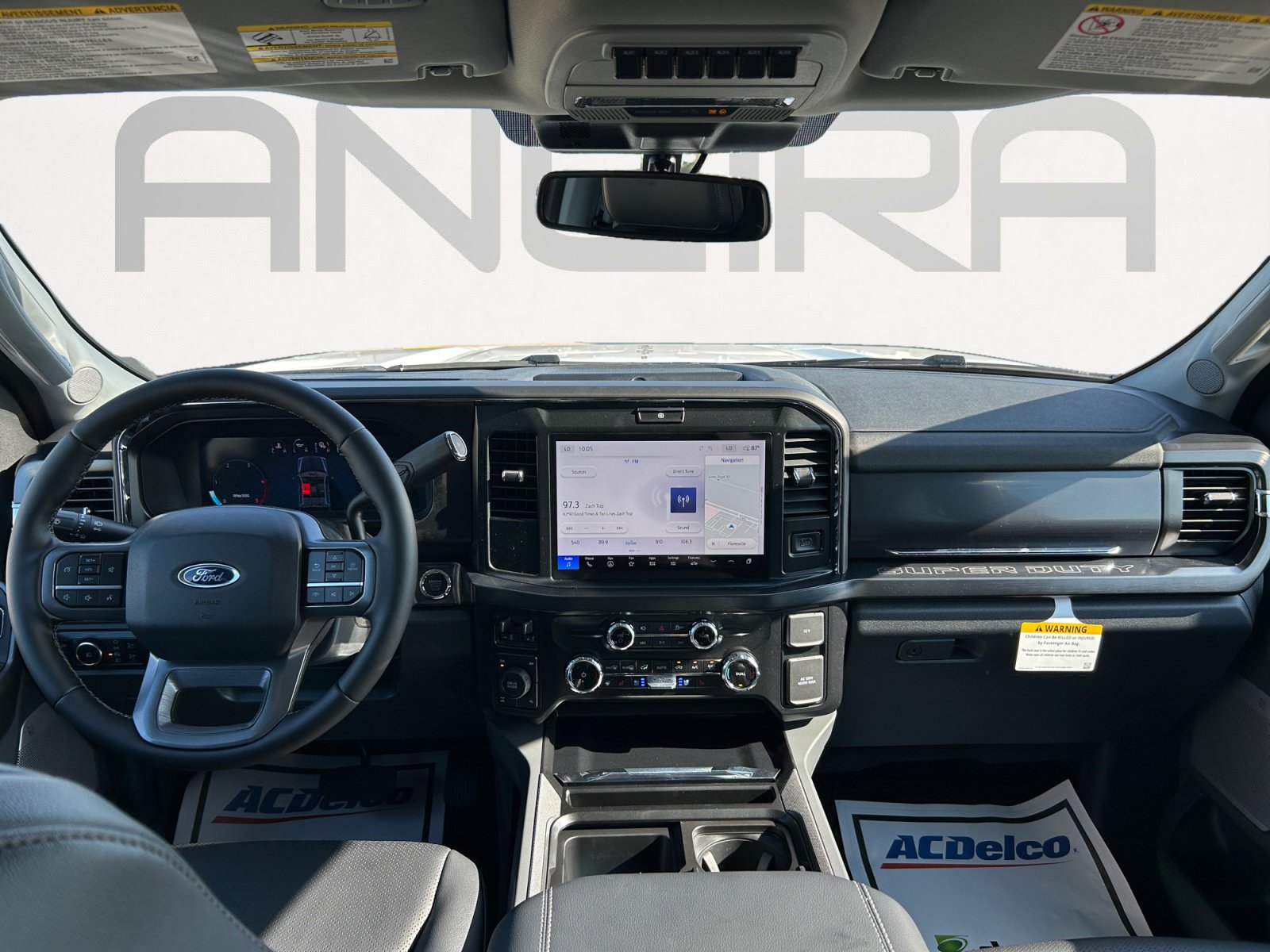 2026 Ford F-350 Lariat photo 2