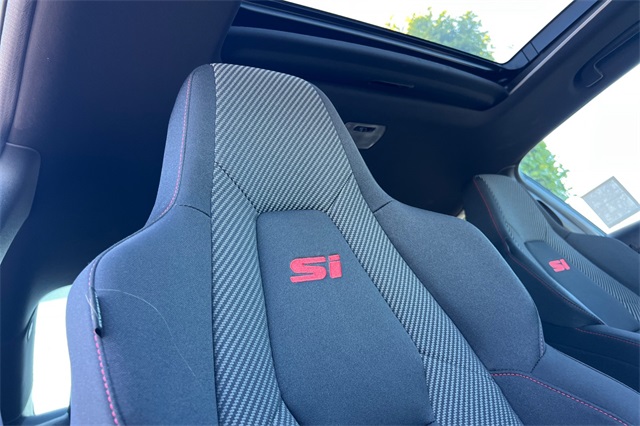 2017 Honda Civic Si photo 16