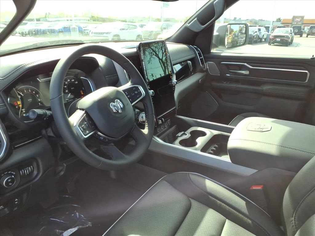 2026 Ram 1500 Laramie photo 8