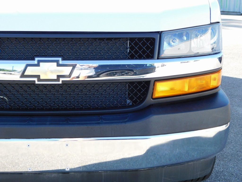 2022 Chevrolet Express 3500 LS photo 6